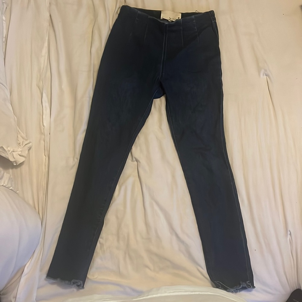 High waisted jeans